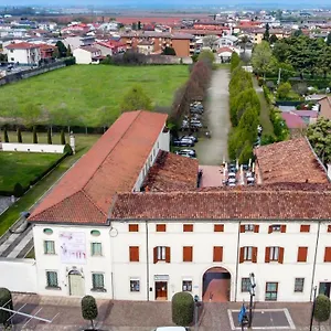 https://residenza-villa-bella.hotelinveneto.com